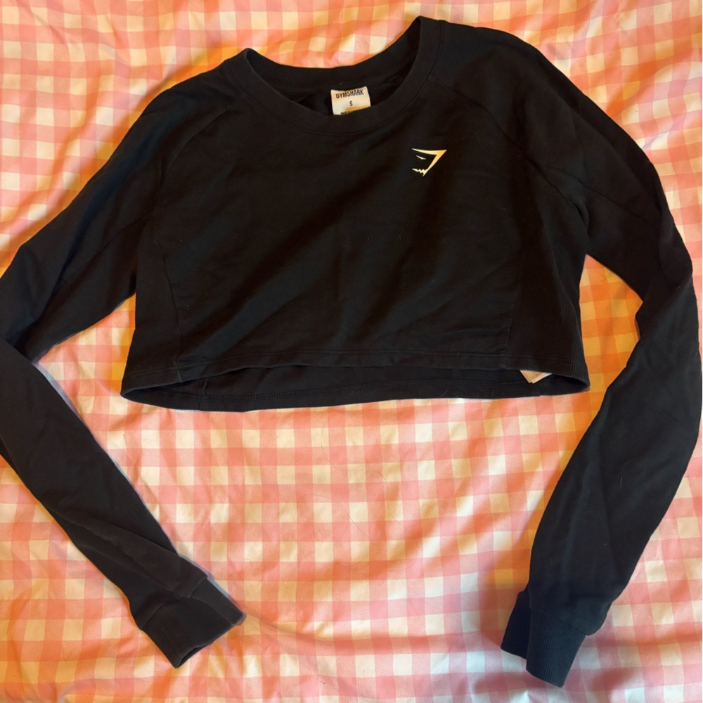 Gymshark Women’s Black Training Cropped Sweater